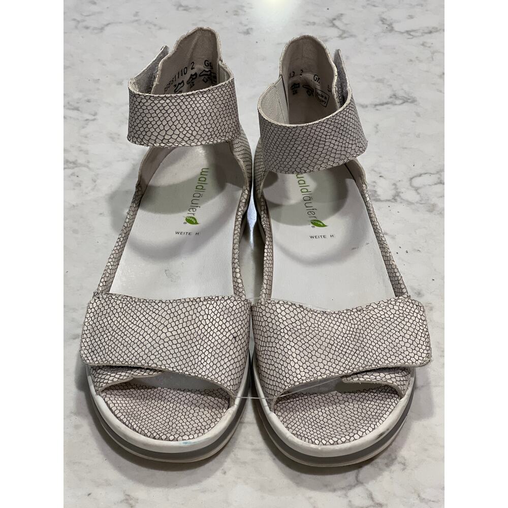 Waldläufer Women's Hakura Leather Hook & Loop Strap Sandals Size 7 White Silver